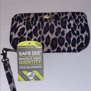 Travelon RFID Blocking Leopard Wristlet Wallet